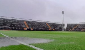 Fernando Espinoza: “El partido se juega, el campo está perfecto”